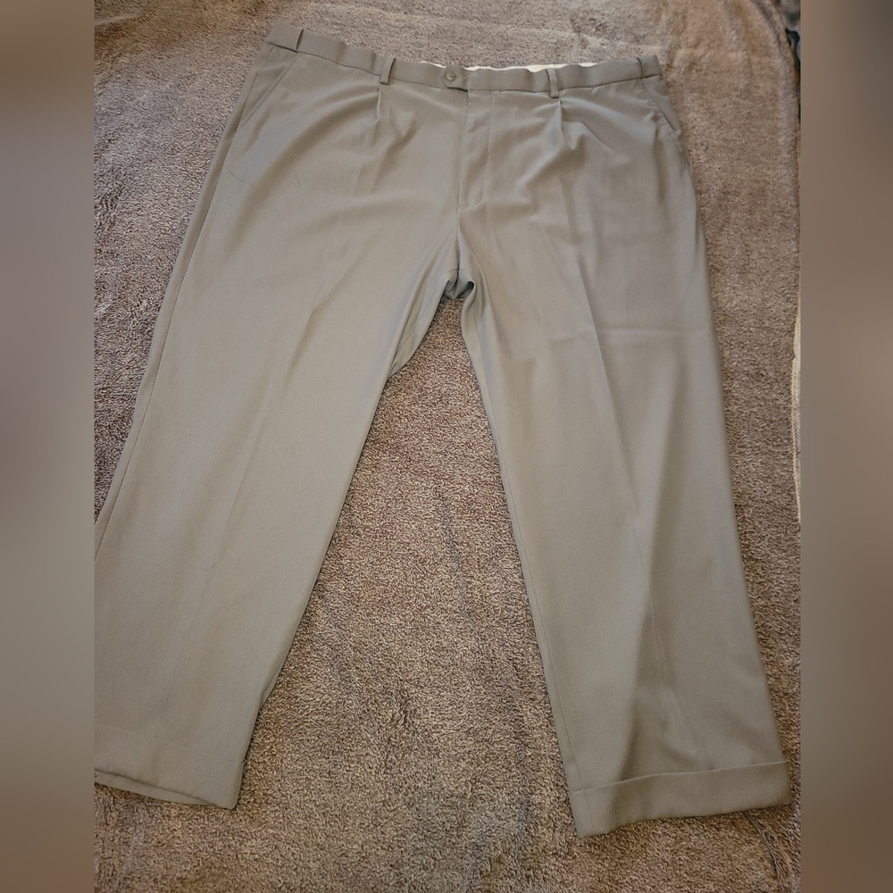 GS gray 52/30 pleated and cuffed dress slacks with reinforced suspender buttons